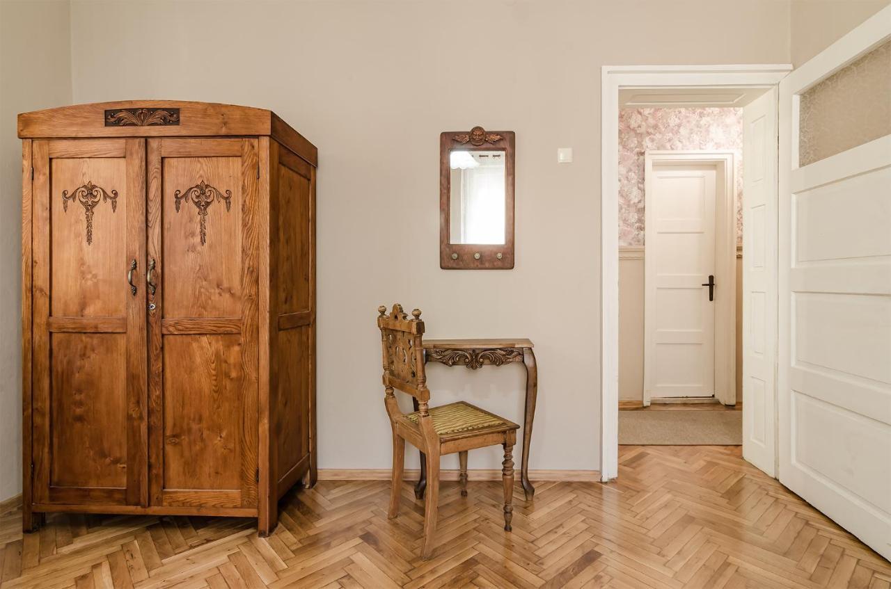 Appartement Апартамент Жасмин à Varna Extérieur photo